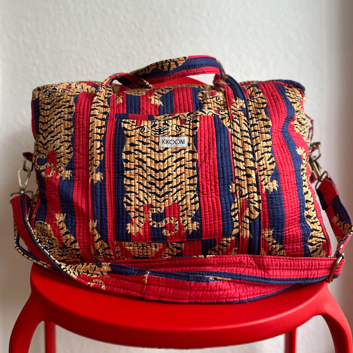 Large travel bag "Poppy Tiger Diva"