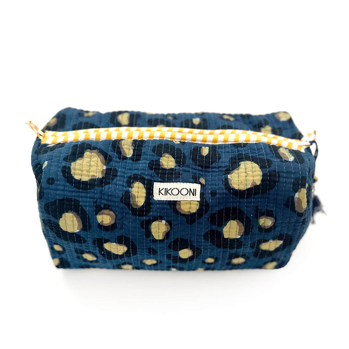 Handmade cosmetic bag "Dark Leo"