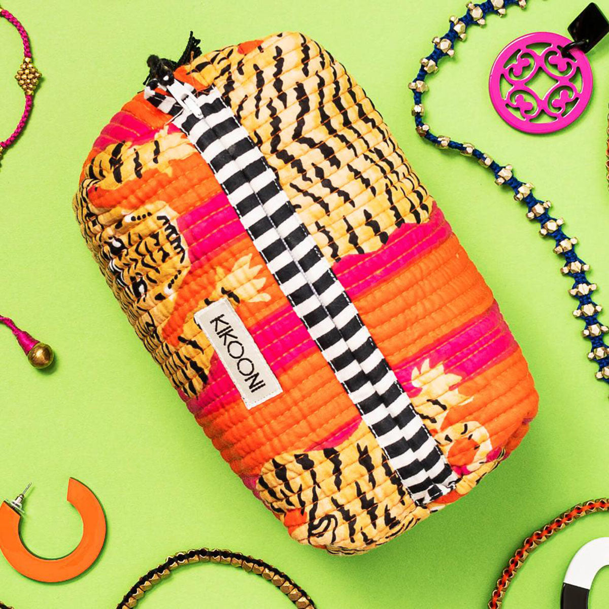 Small cosmetic bag "Poppy Tiger"