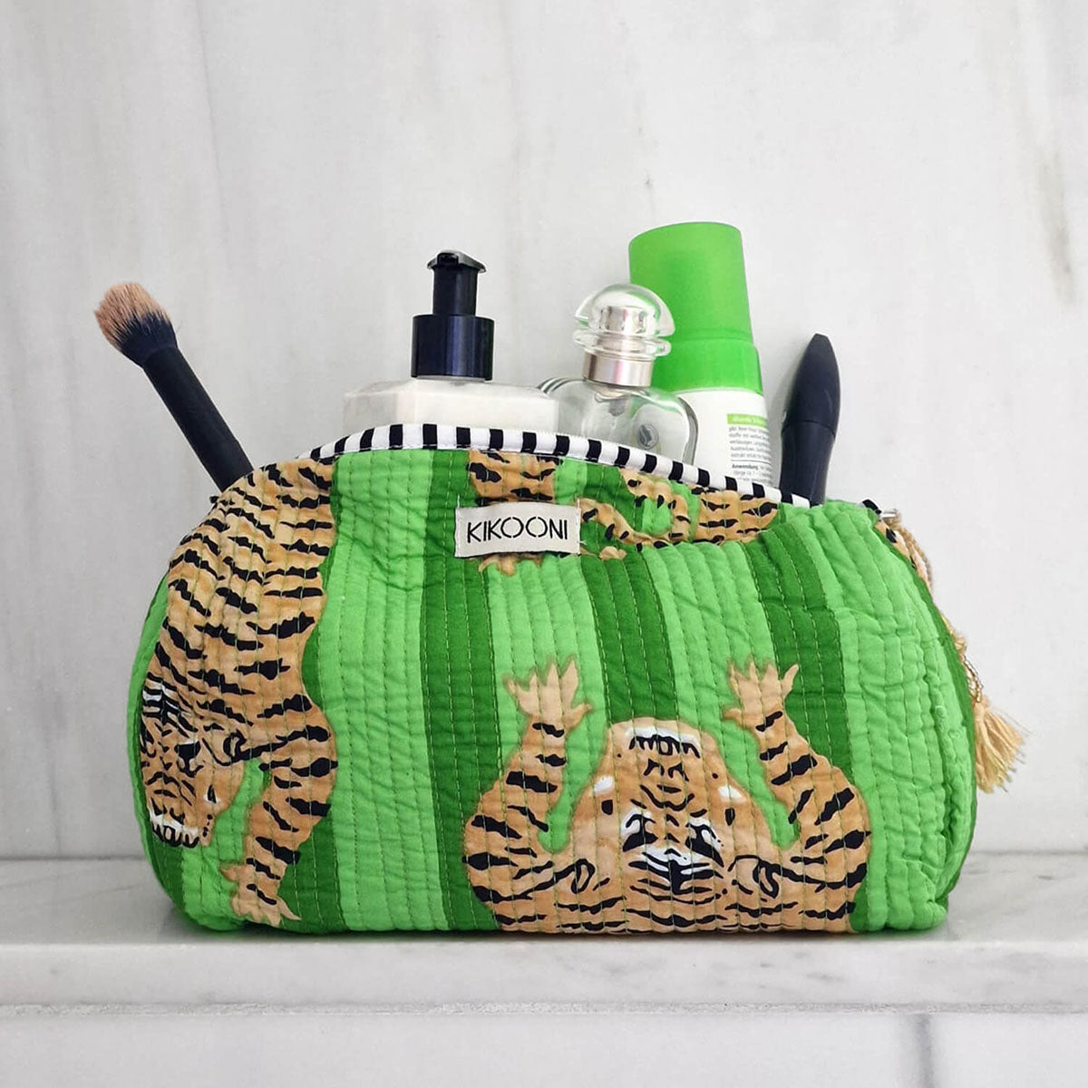 Handgemachte Kosmetiktasche "poppy Tiger" green