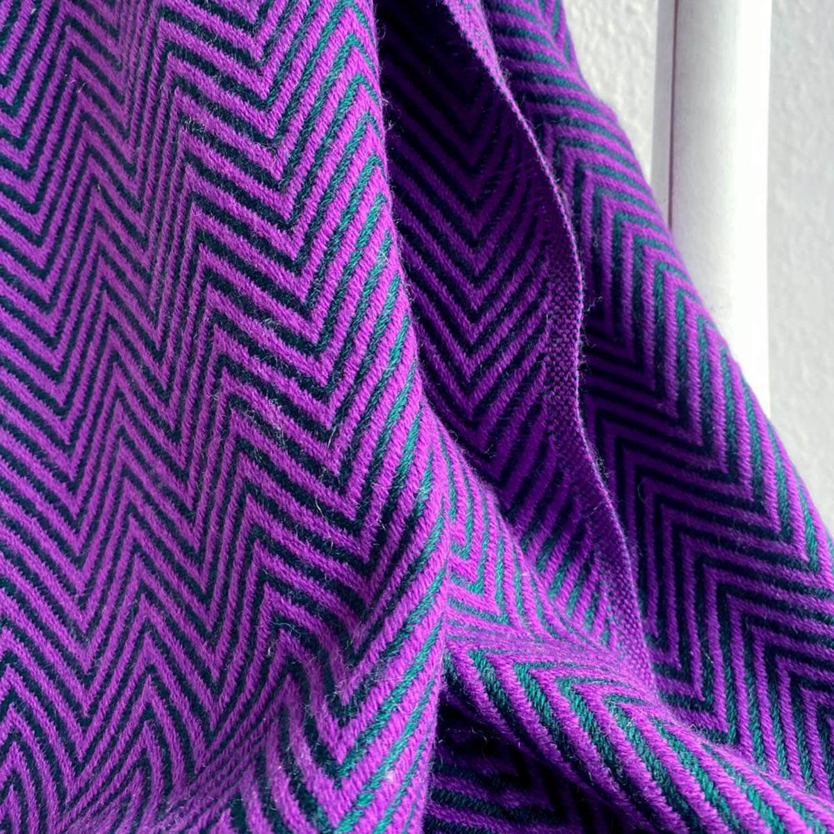 Large cashmere scarf "TASHIMA"