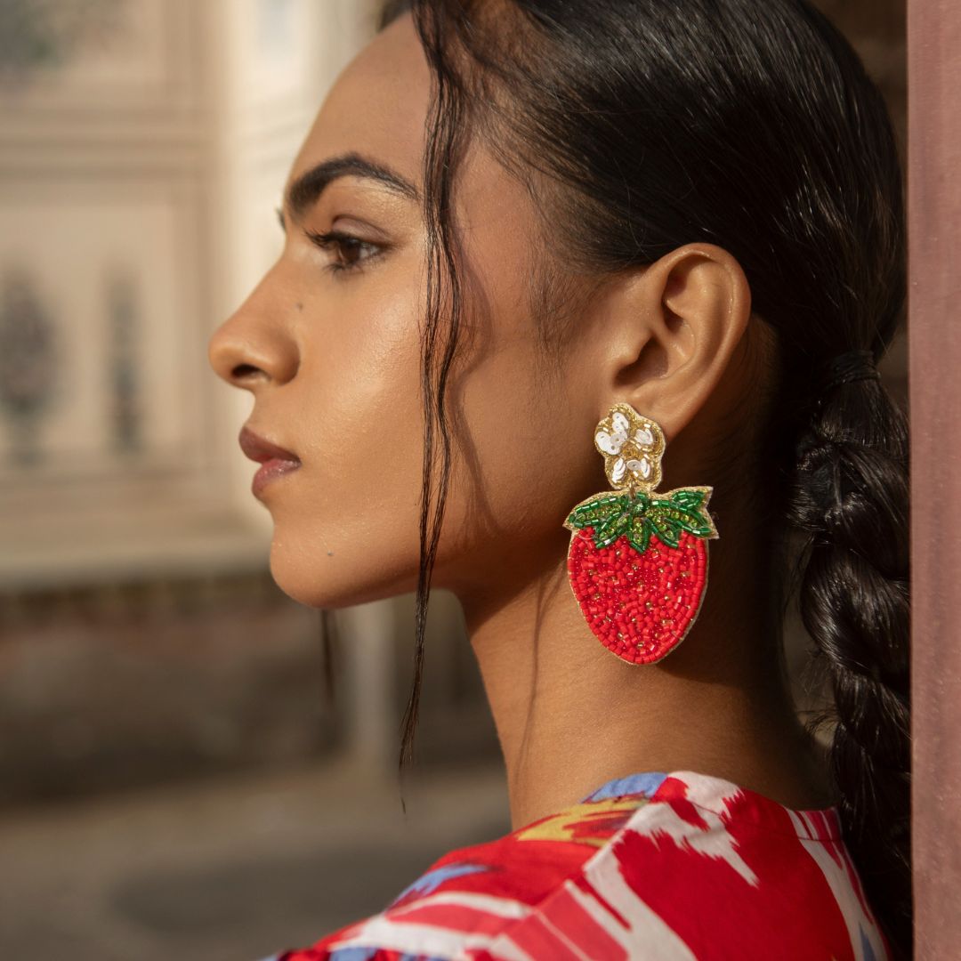 Beaded earrings "Strawberry Shake"