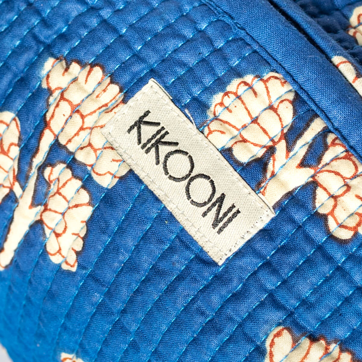 Cosmetic bag "Mystic Flower blue"