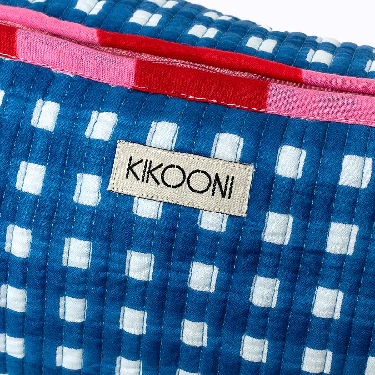 Kosmetiktasche "Happy Checks" blue