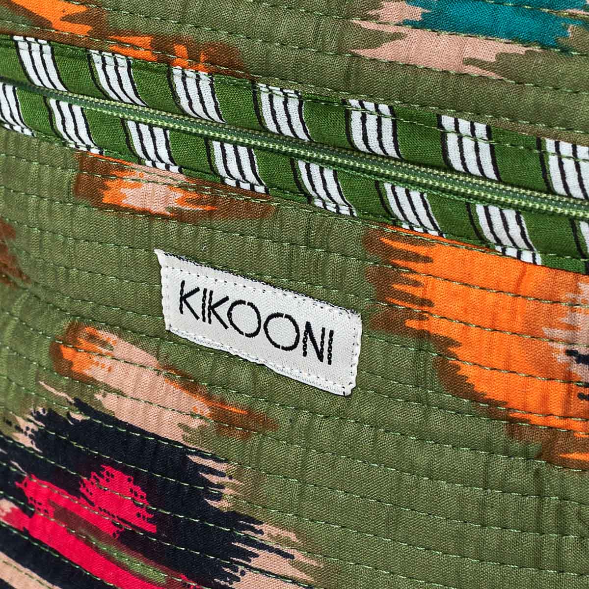 Große Kosmetiktasche BIG BEAUTY "Green Ikat"