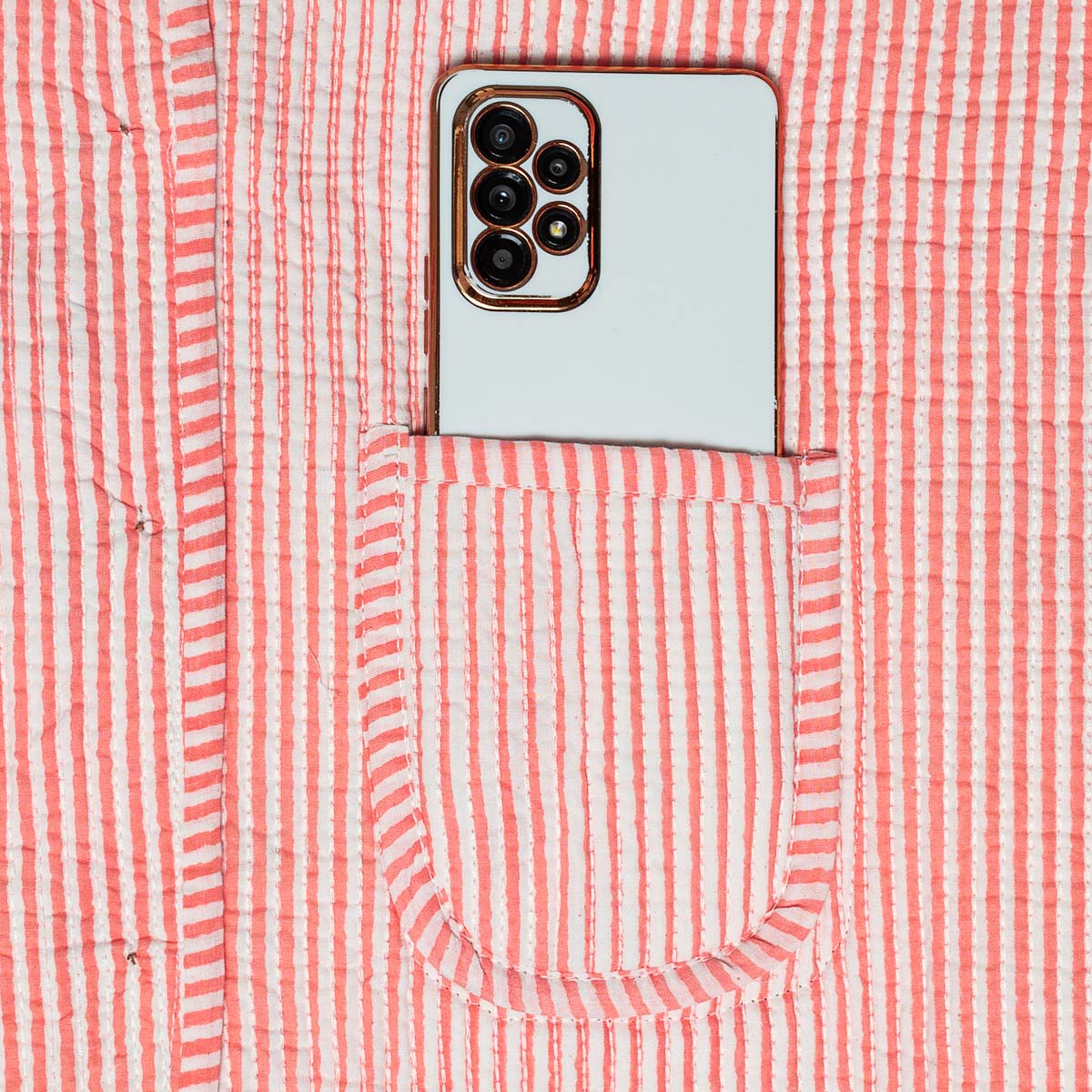 handgefertigte Baumwolljacke "Electric Tigress"