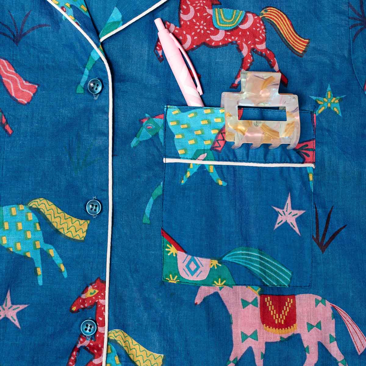 handbedruckter Baumwoll "Wild Horses - blue"