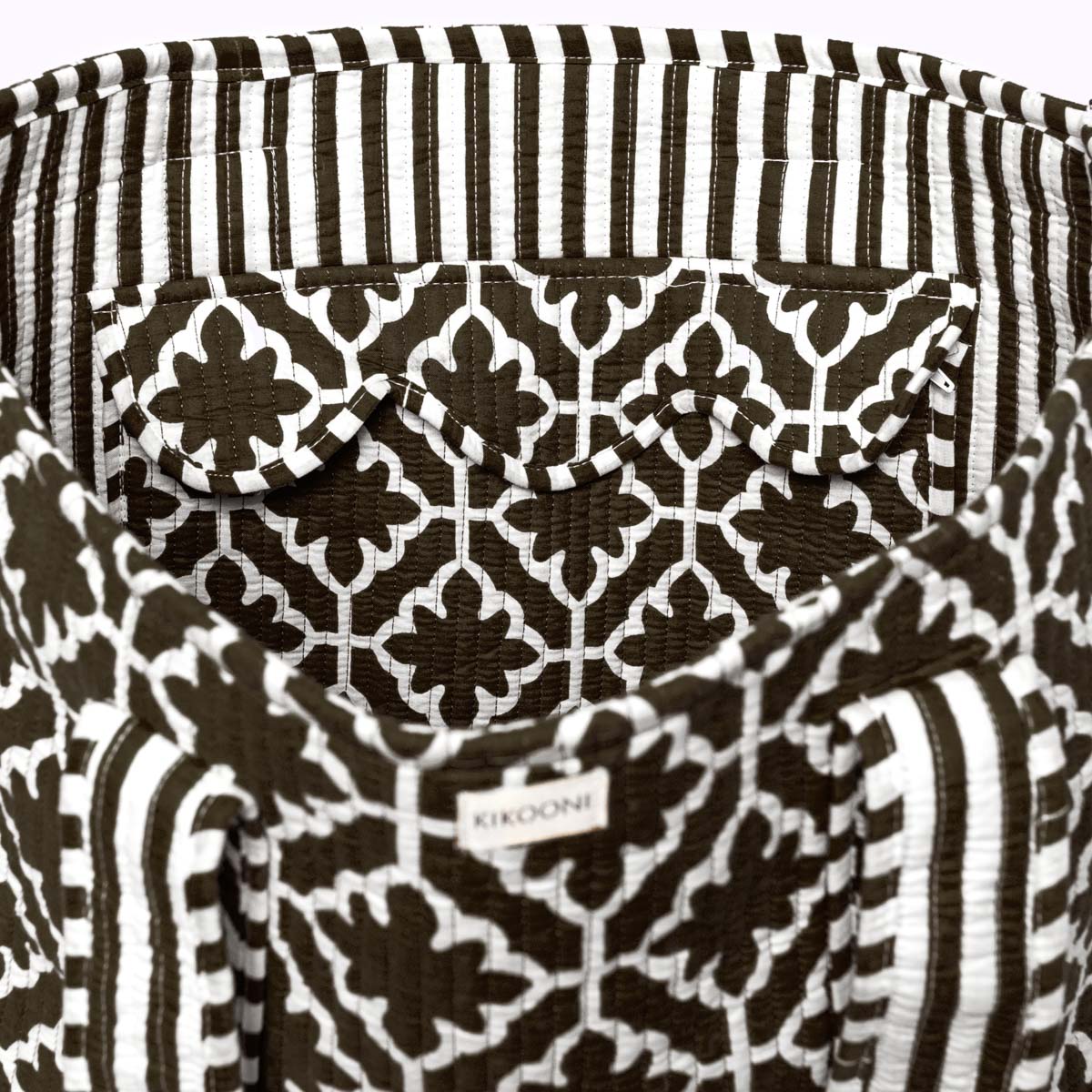 XL Shopper "Black Magic"