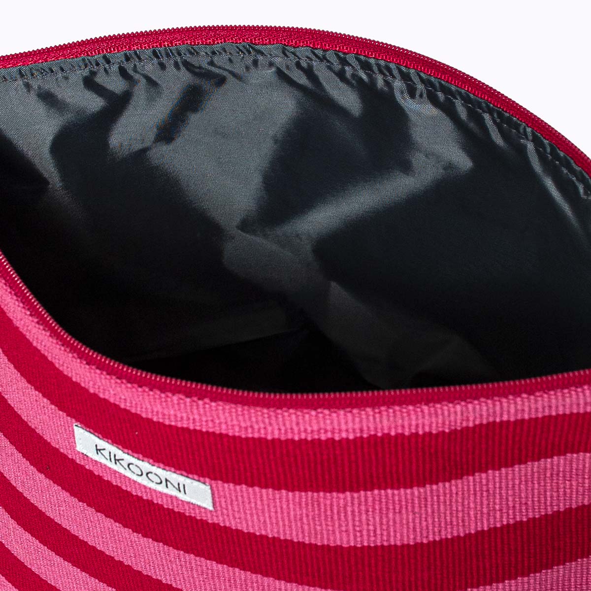 Large cosmetic bag "AMORE"