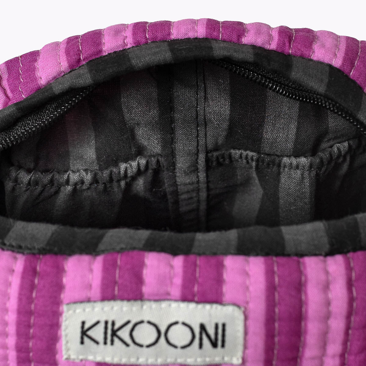 kleine Kosmetiktasche "Thin Stripes Berry"