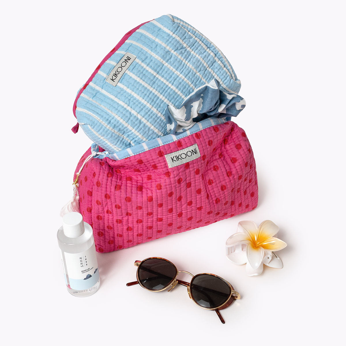 Kleine Kosmetiktasche "Thin Stripes B. Blue"