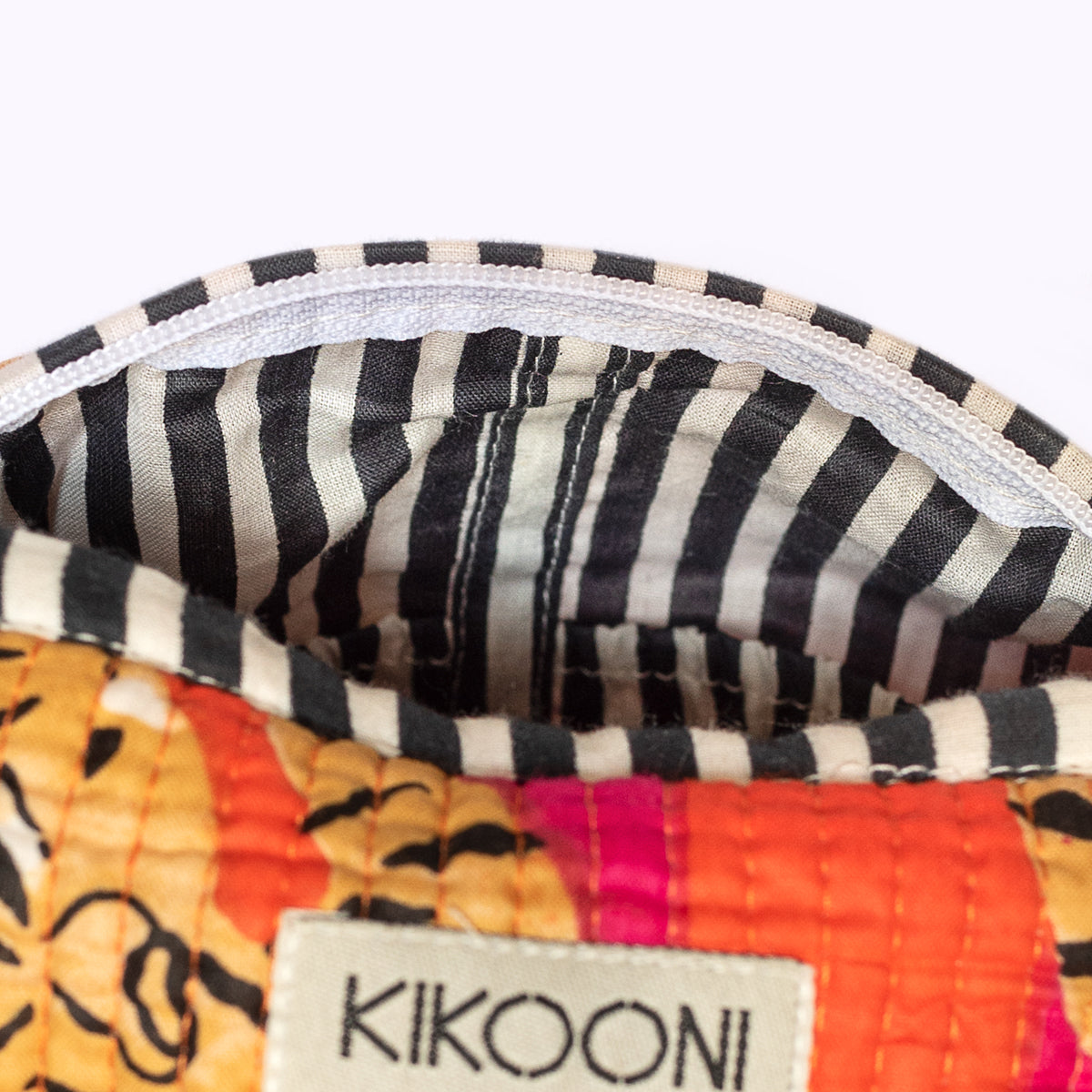 Small cosmetic bag "Poppy Tiger"