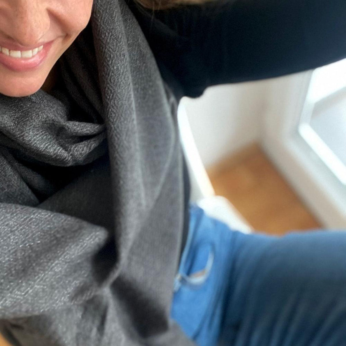 large cashmere scarf "THARGE"