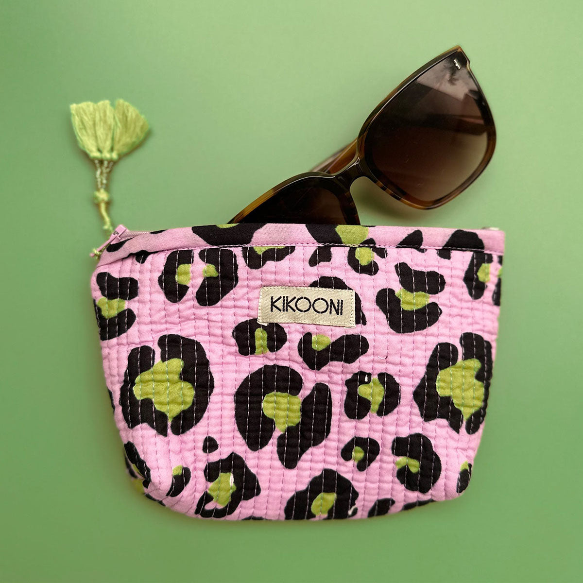 Handgemachte Mini Tasche "Oh Leo - cosmic lilac"
