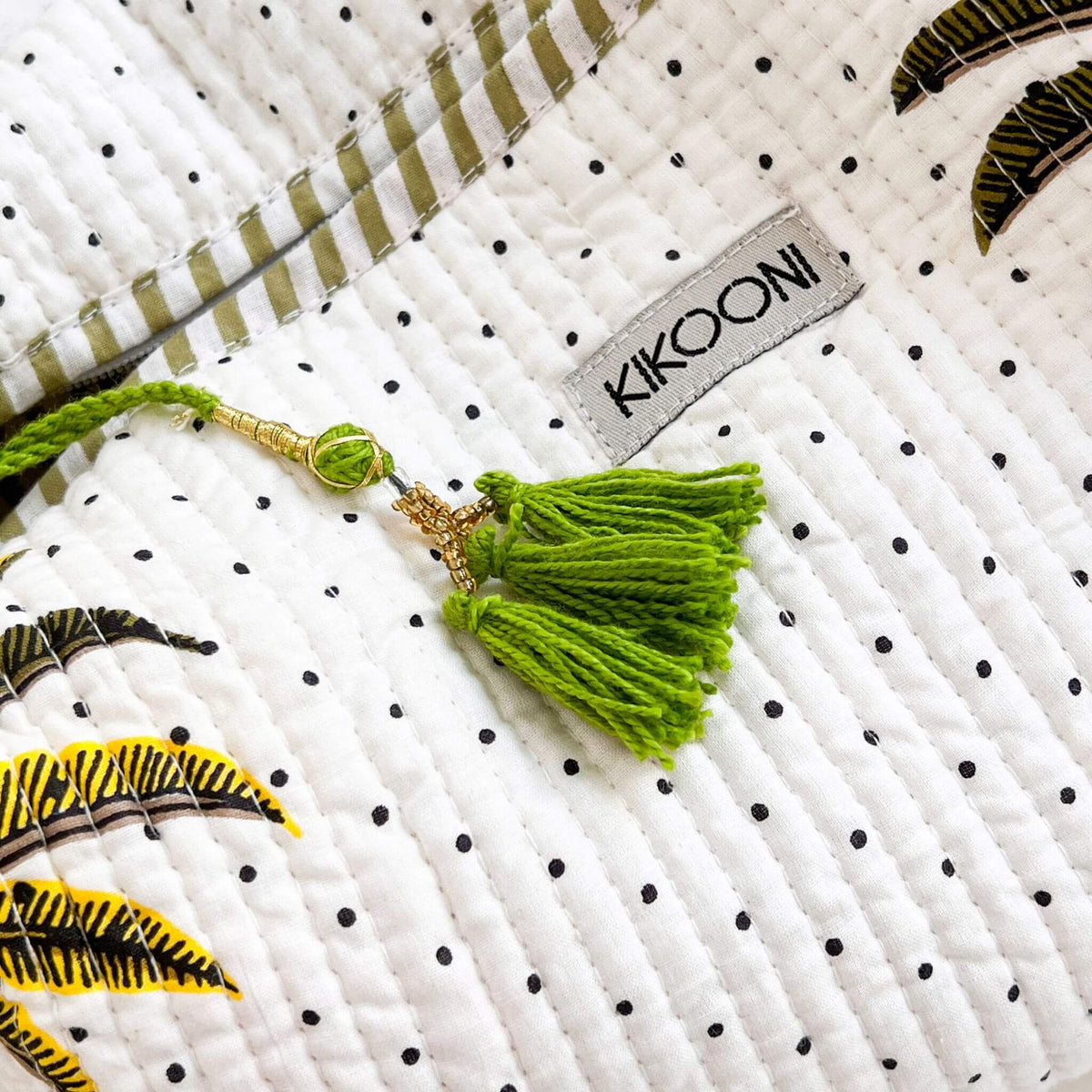 Handgemachte Kosmetiktasche "Palms"
