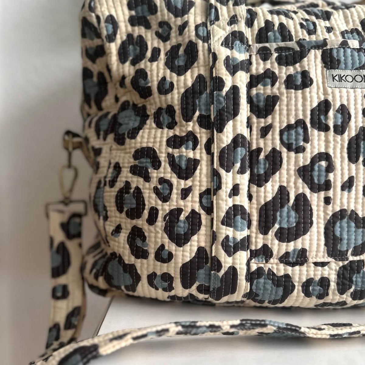 Große Reisetasche "blue Leo"