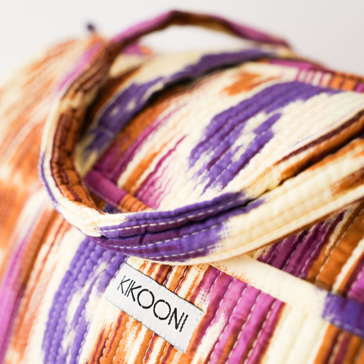 Handmade cotton bag "HAPPY IKAT"