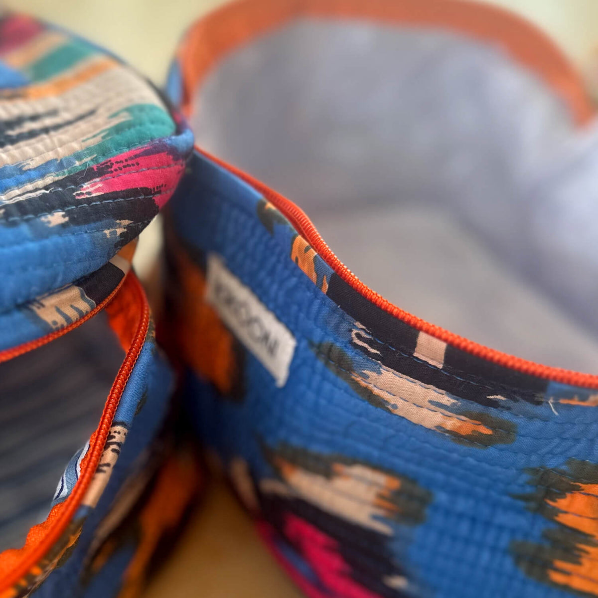 Large cosmetic bag BIG BEAUTY "Blue Ikat"