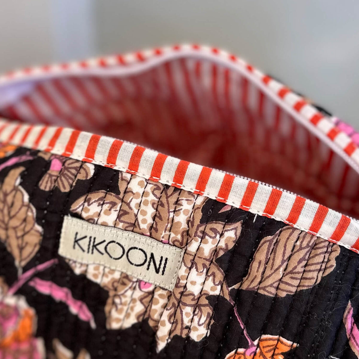 "Black Flower" cosmetic bag
