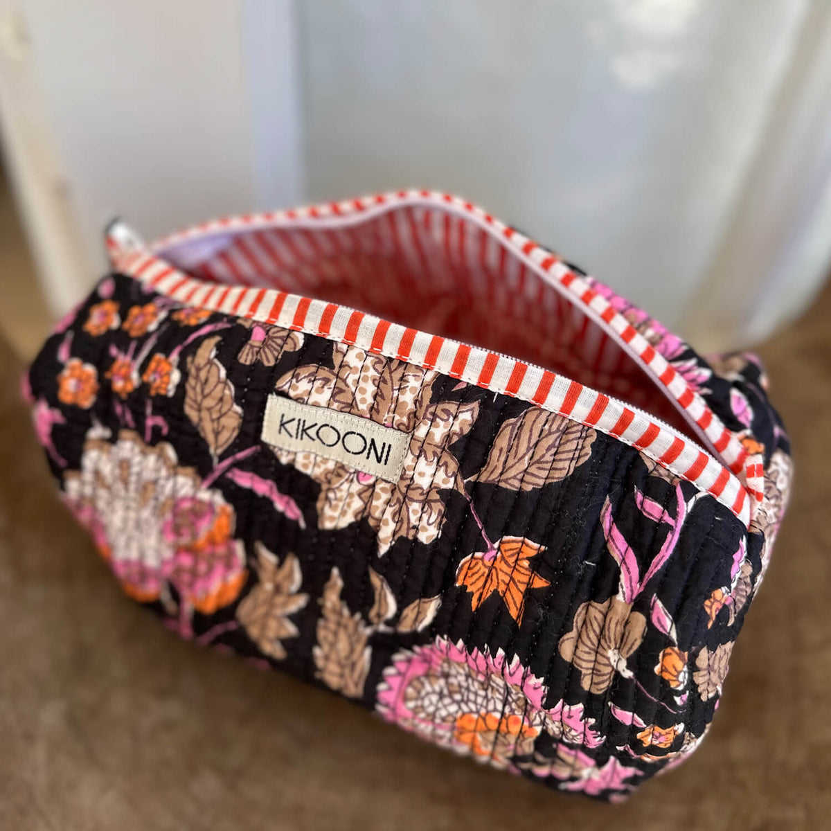 "Black Flower" cosmetic bag