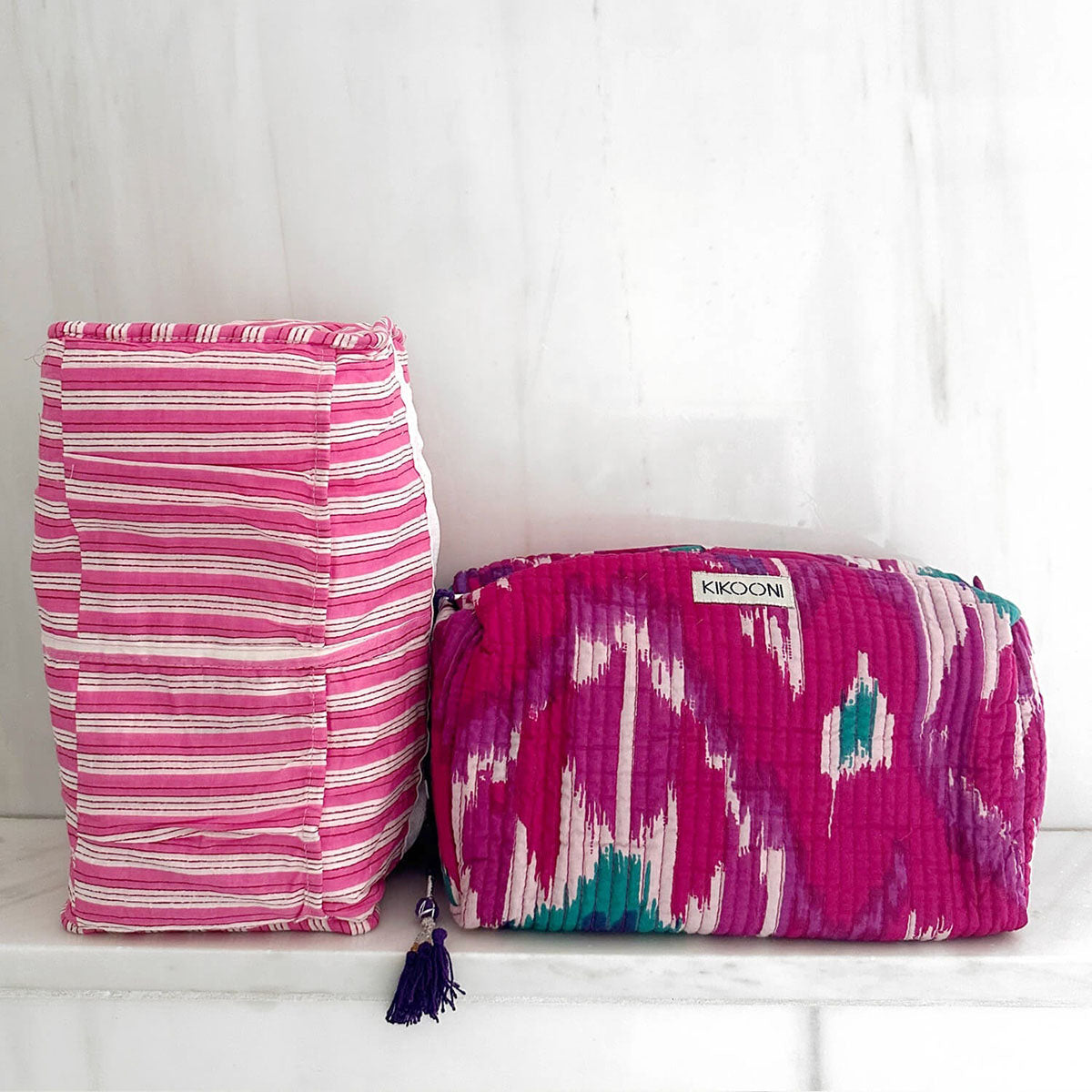 Handgemachte Kosmetiktasche "Purple Ikat"