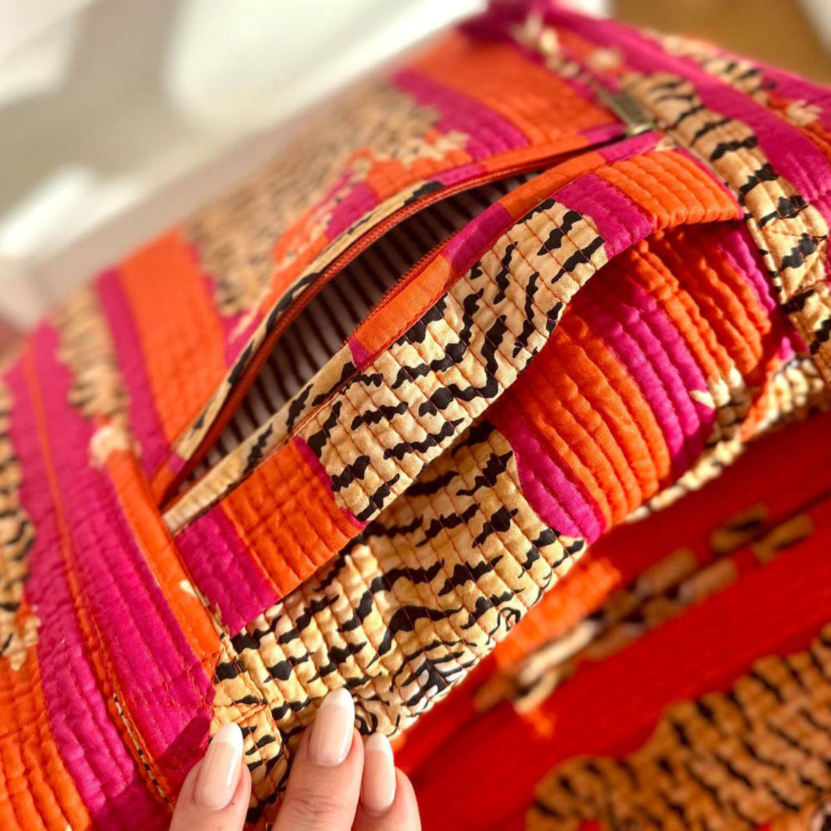 Große Reisetasche "Poppy Tiger"