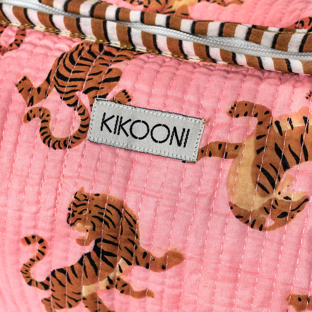 Kosmetiktasche "Electric Tigress"
