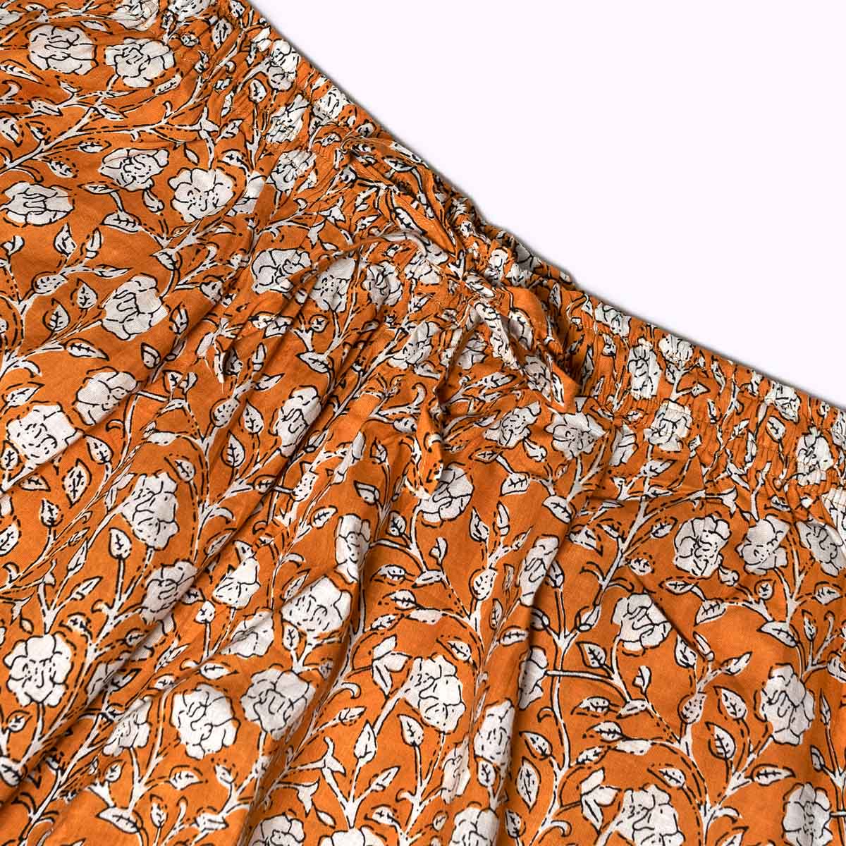 handbedruckter Baumwoll Pyjama "Marigold Bloom"