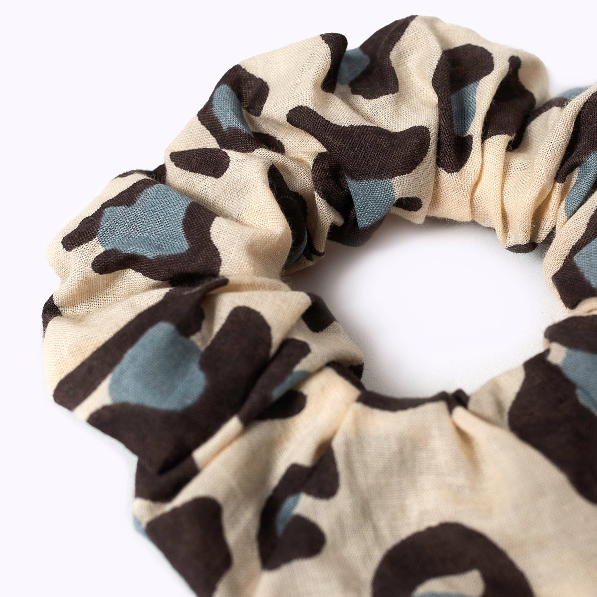 Cotton scrunchie "blue leo"