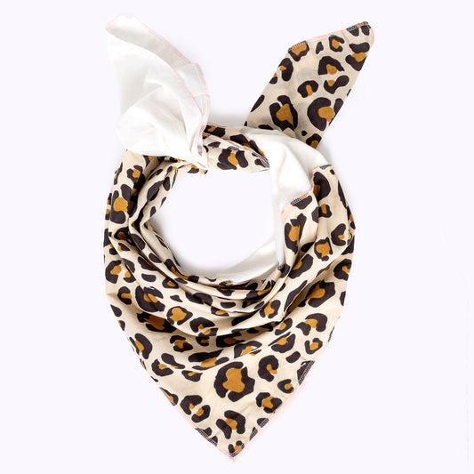 Statement Scarf 90  "Leo and White"
