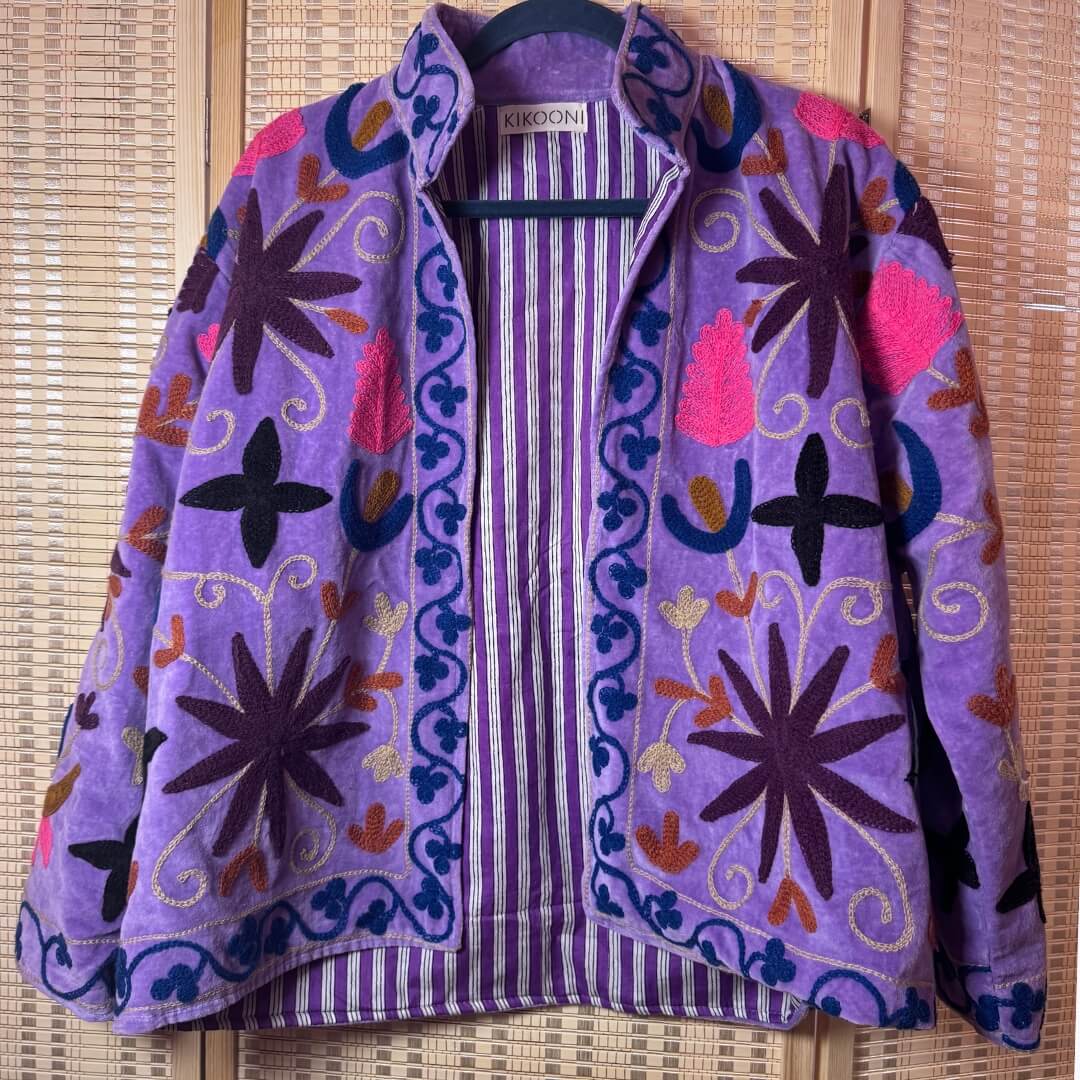 handgefertigte Velvet Jacke " Wild Flowers"  Lavender Love