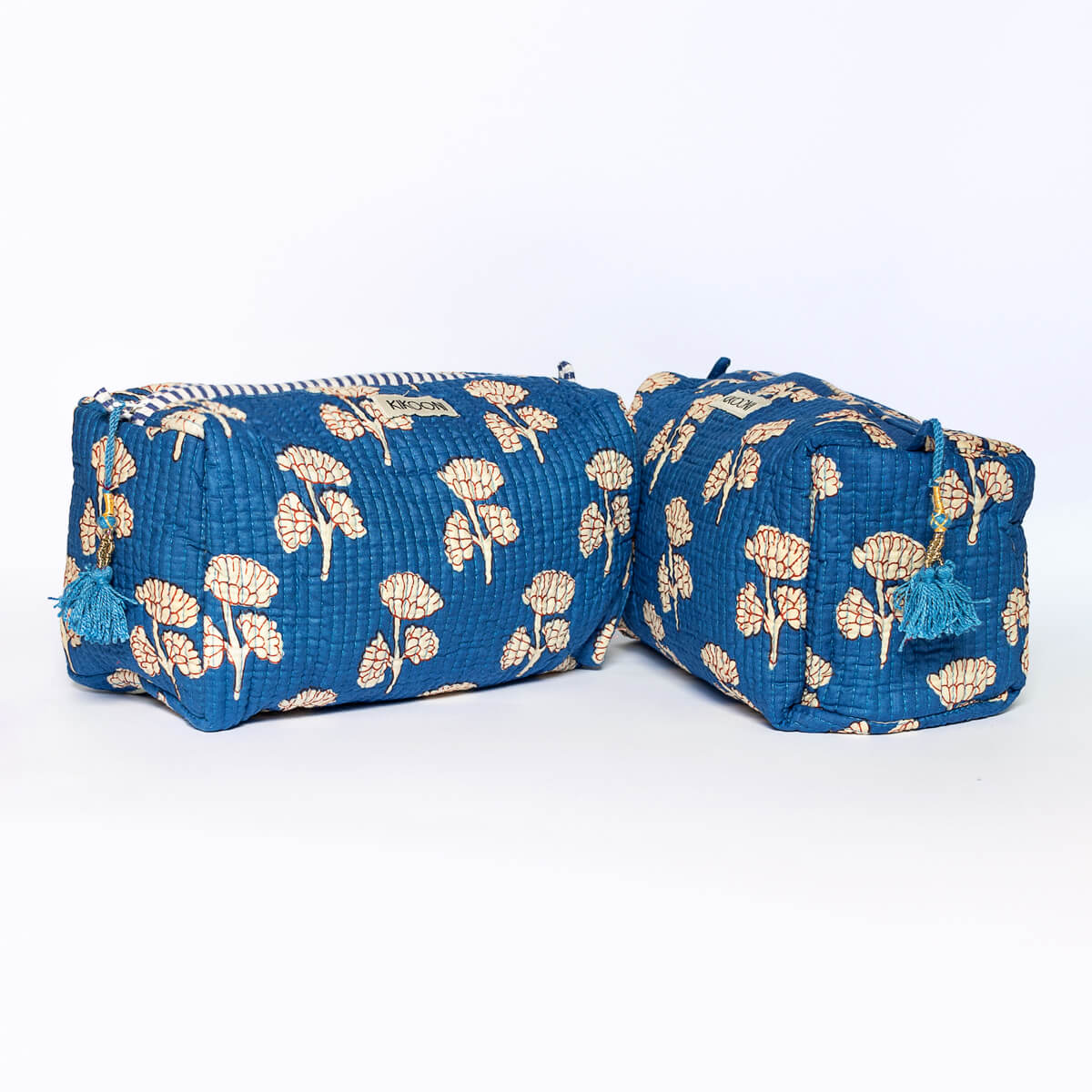 Cosmetic bag "Mystic Flower blue"
