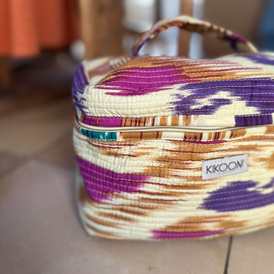 Große Kosmetiktasche BIG BEAUTY "Happy Ikat"