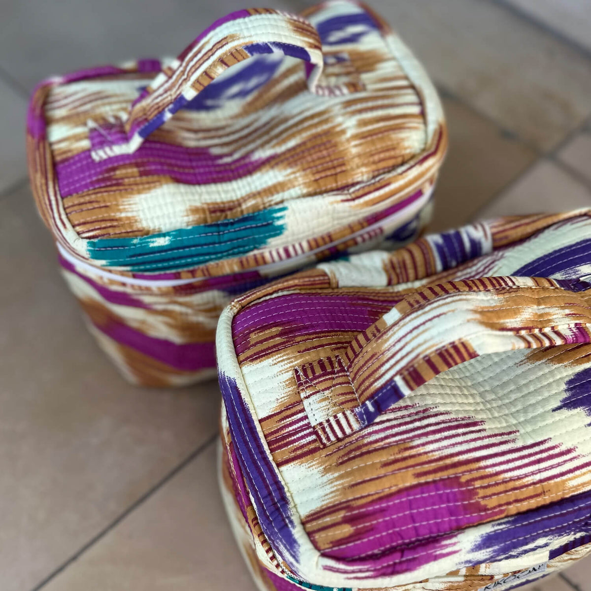 Large cosmetic bag BIG BEAUTY "Happy Ikat"