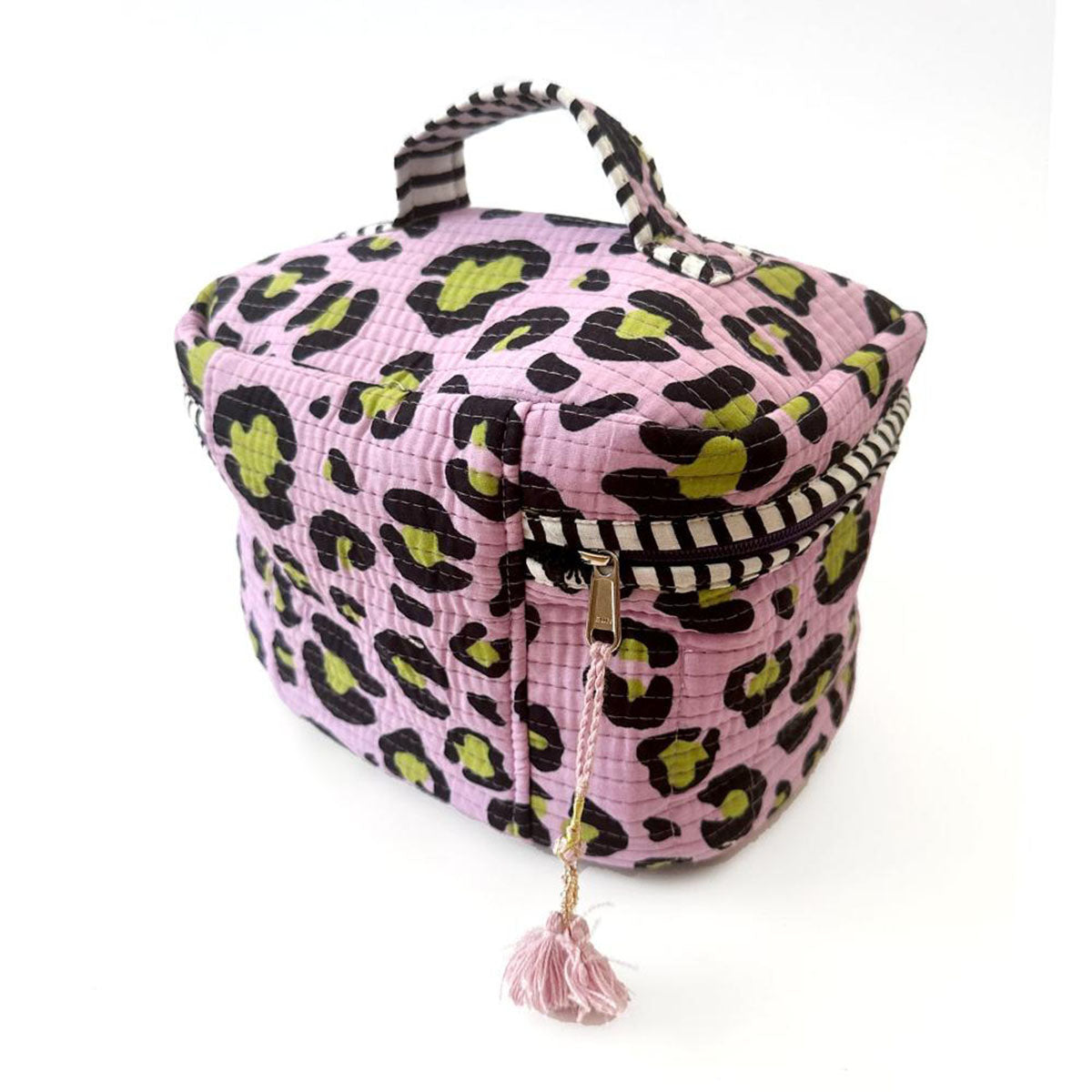 Large cosmetic bag BIG BEAUTY "Oh Leo cosmic lilac"