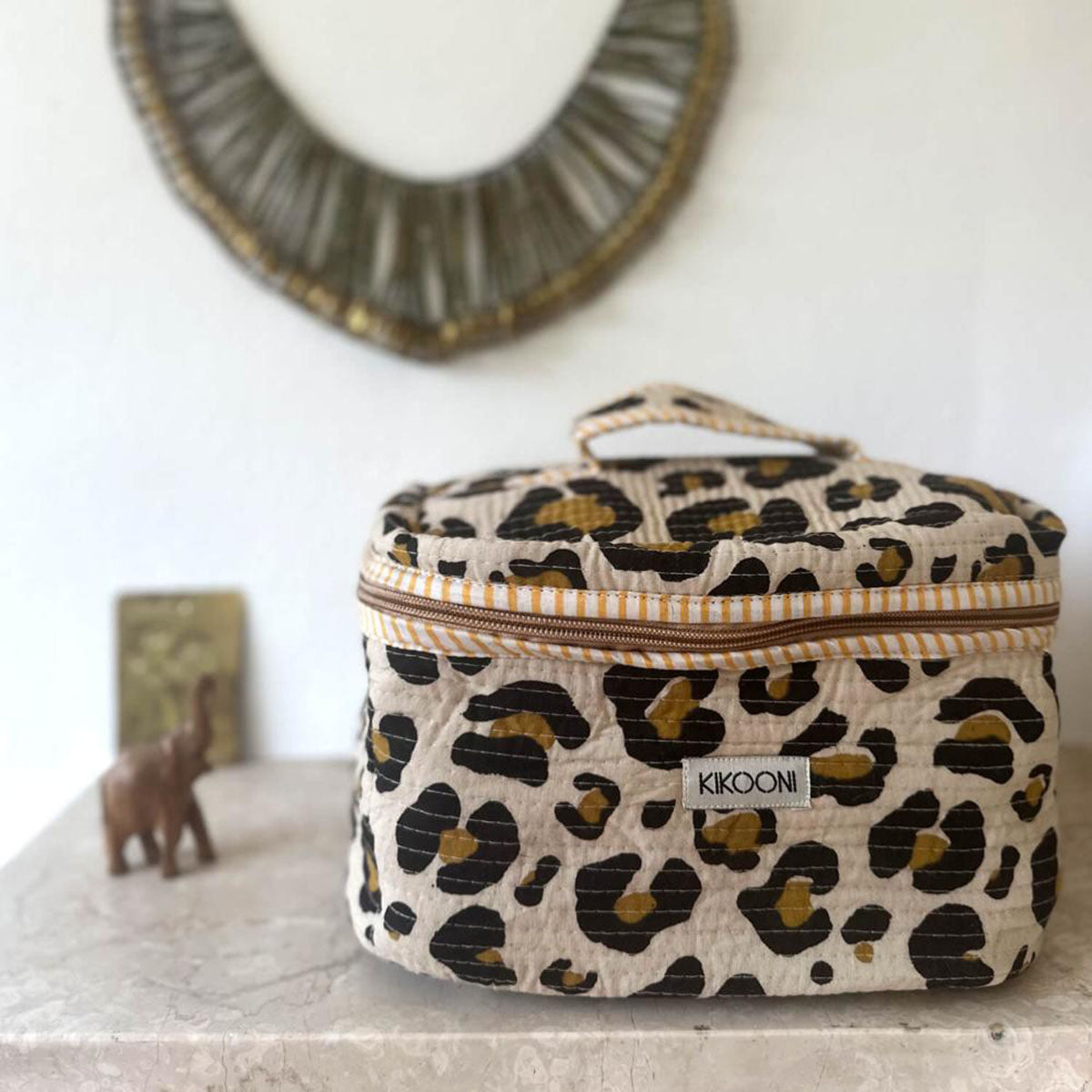 large cosmetic bag BIG BEAUTY "Oh Leo"