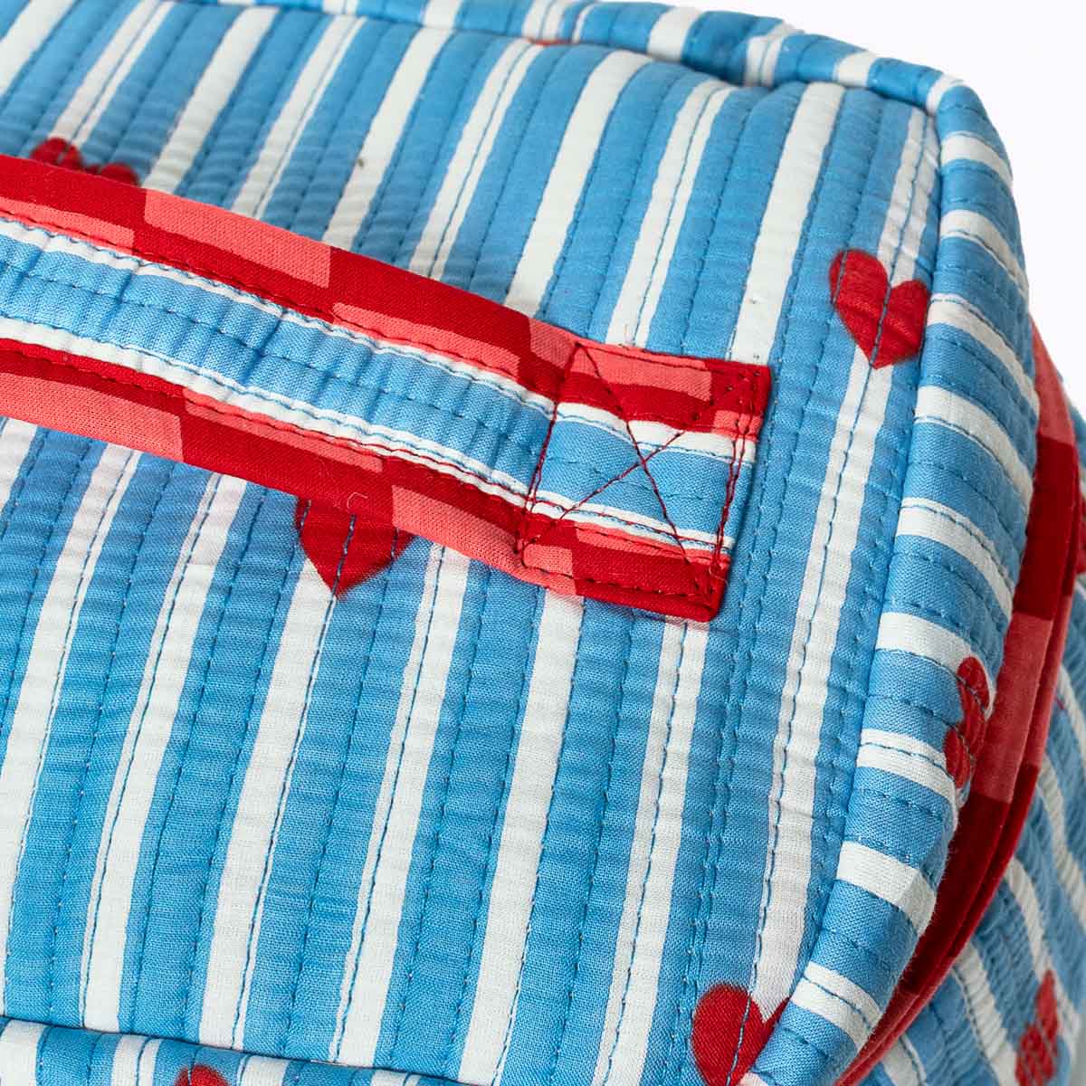 Große Kosmetiktasche  BIG BEAUTY "LOVE EDITION" blau