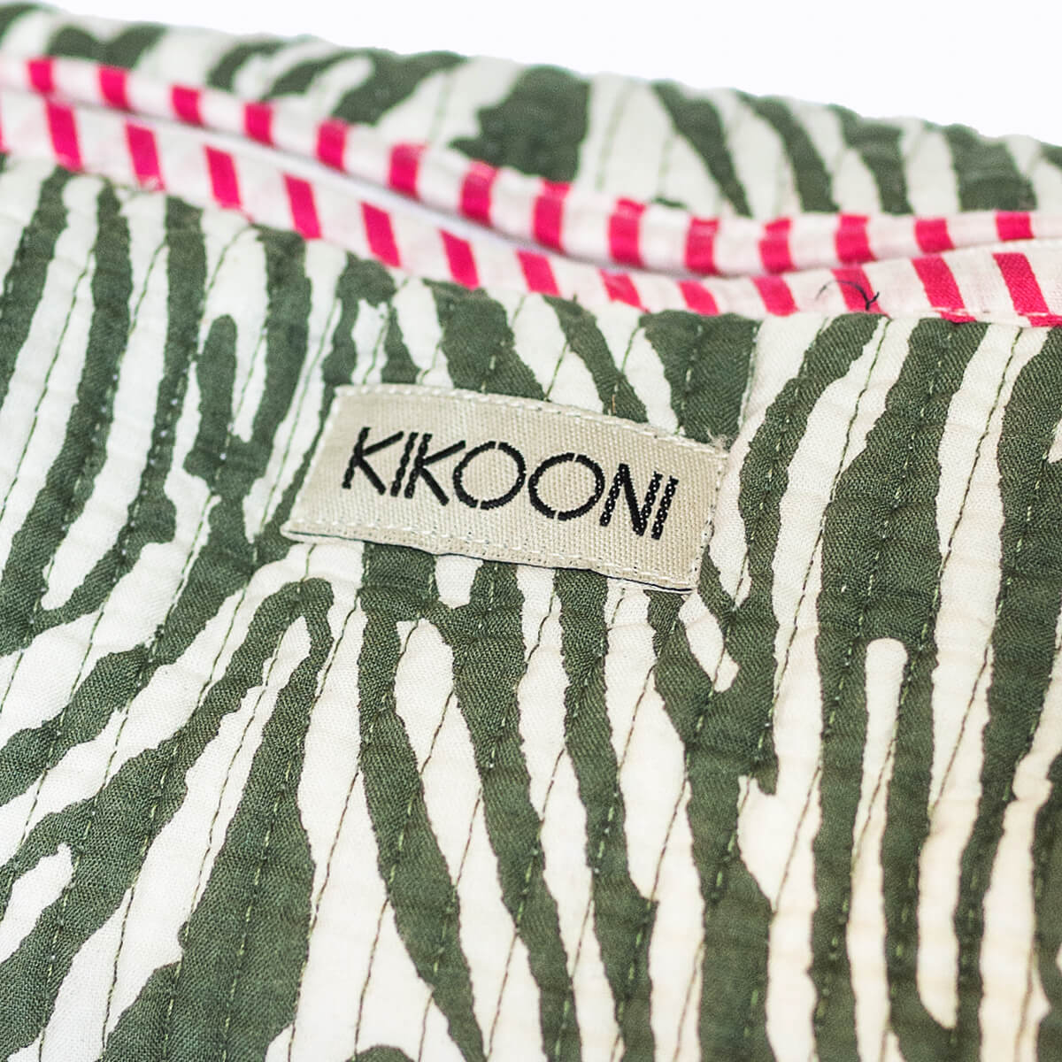 Kosmetiktasche "Desert Zebra"