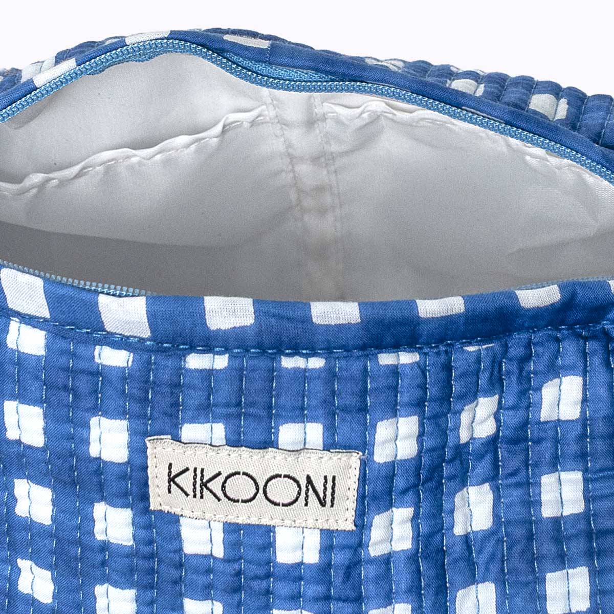 Kosmetiktasche "Happy Checks" blue