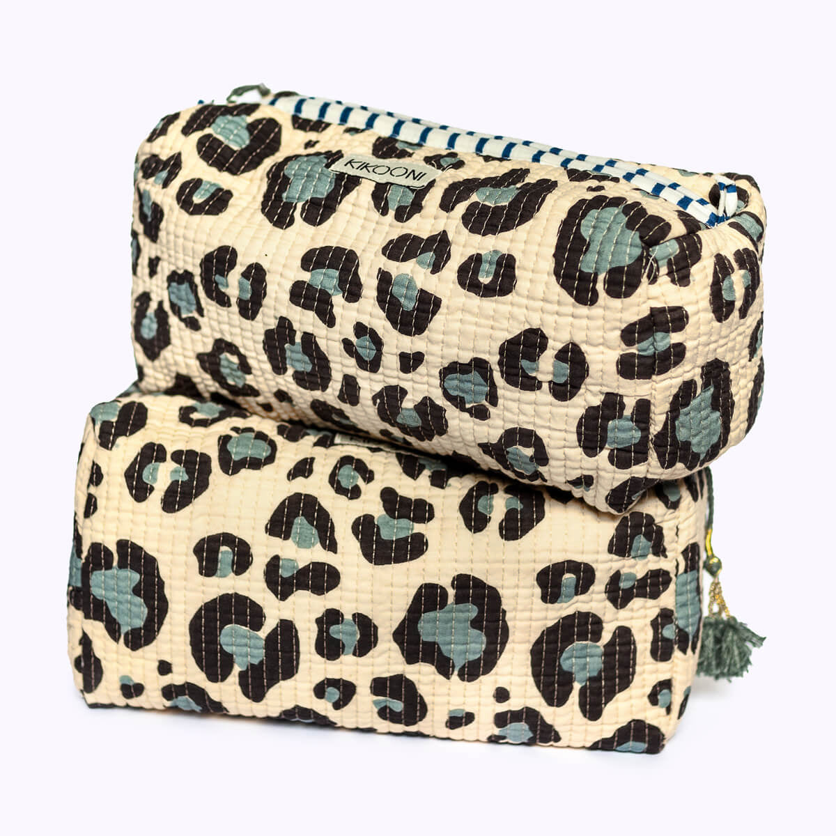 Handgemachte Kosmetiktasche "Blue Leo"