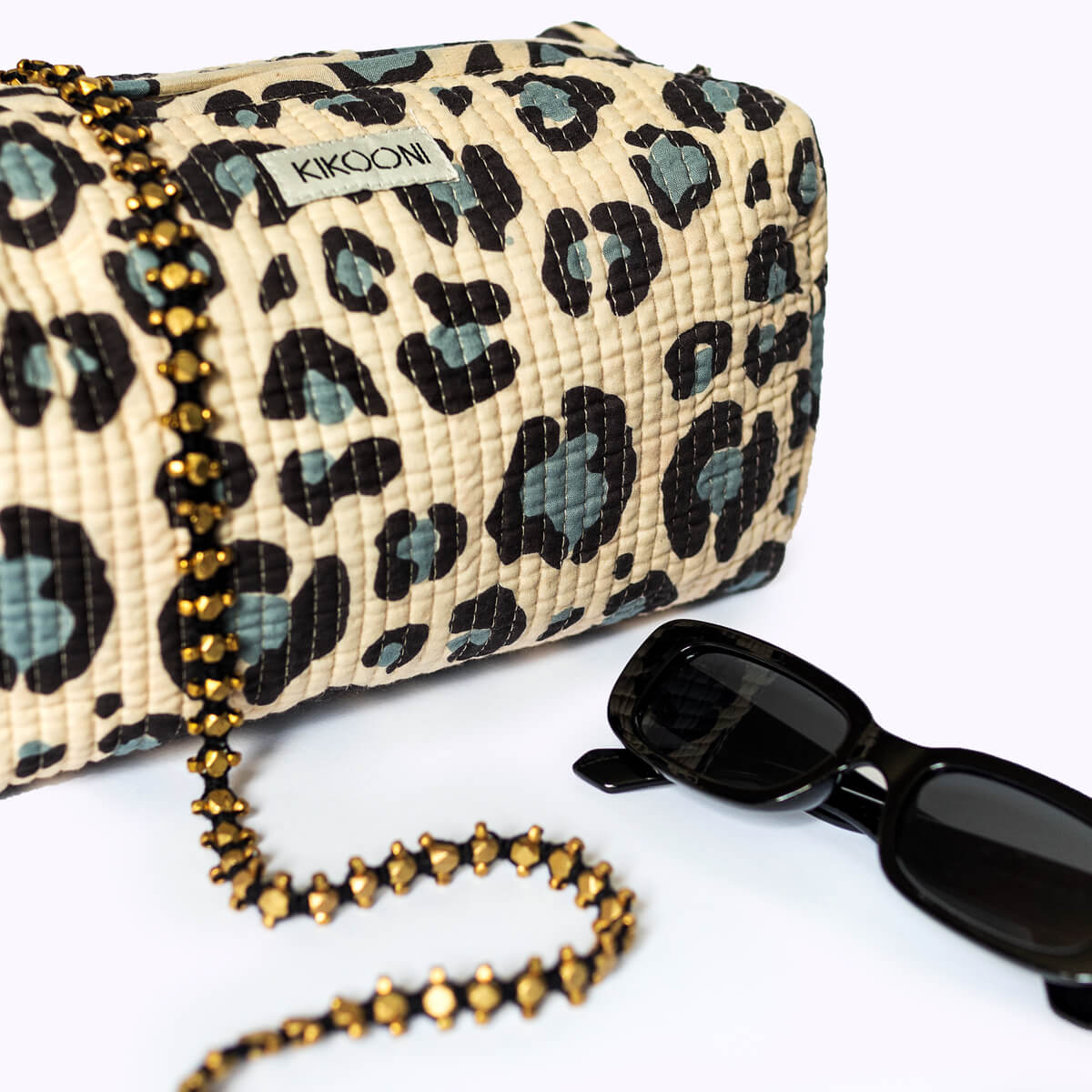Handmade cosmetic bag "Blue Leo"