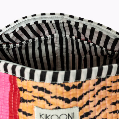 Kosmetiktasche  Poppy Tiger "Love"