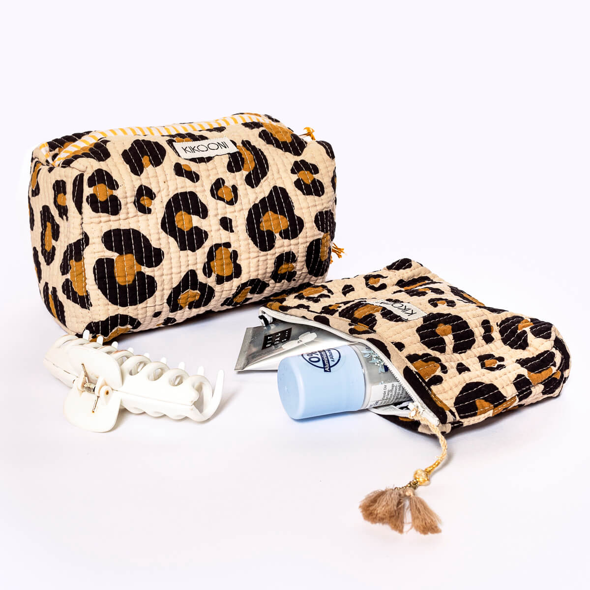 Handmade cosmetic bag "Oh Leo"