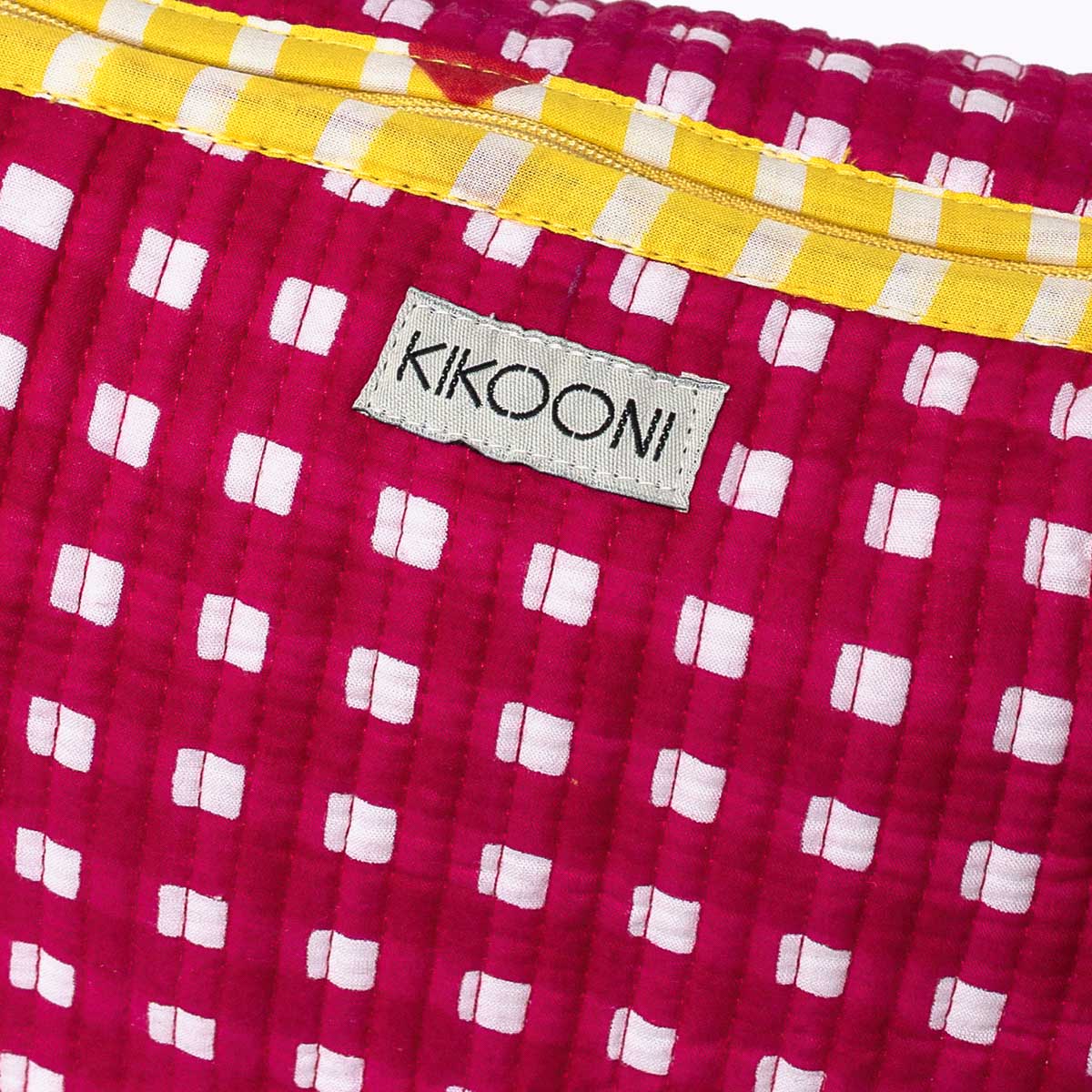 Kosmetiktasche "Happy Checks" pink