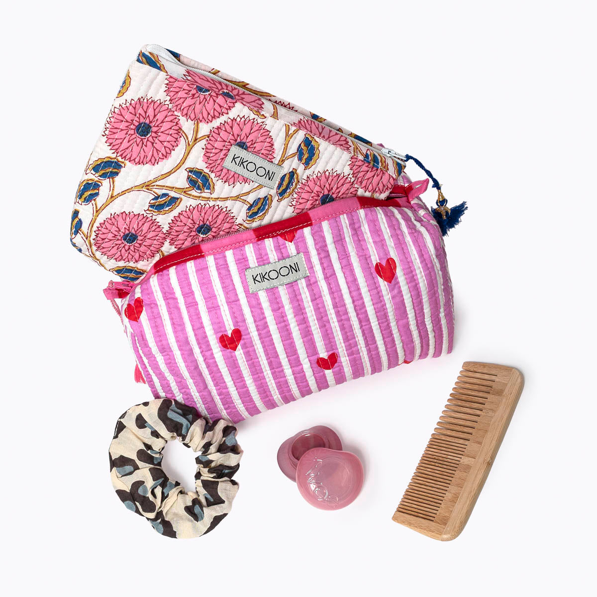 Cosmetic bag "LOVE Edition" purple