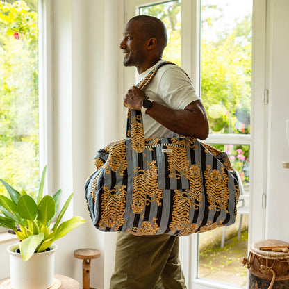 XXL Reisetasche "Poppy Tiger Black"
