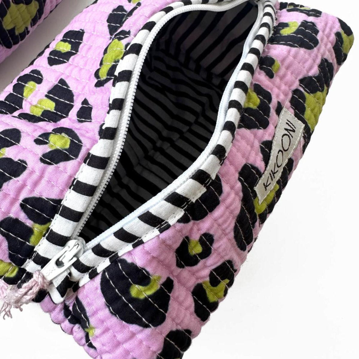 Kleine Kosmetiktasche "oh leo cosmic lilac"