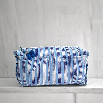 handgemachte Kosmetiktasche "Ikat blue"