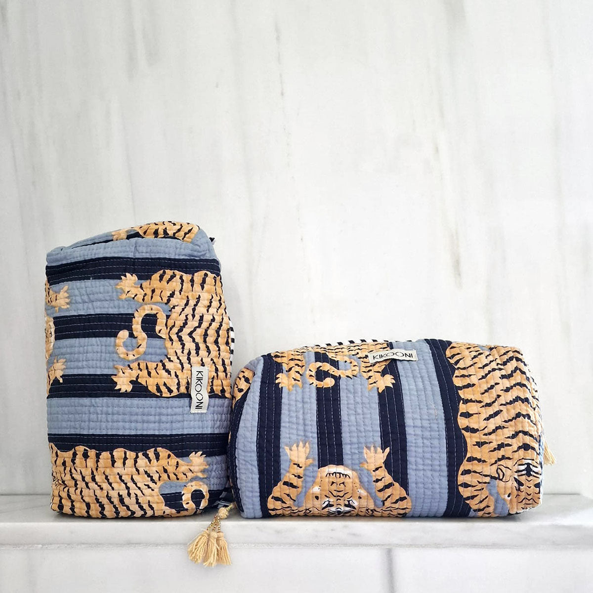 Handgemachte Kosmetiktasche "poppy Tiger" black