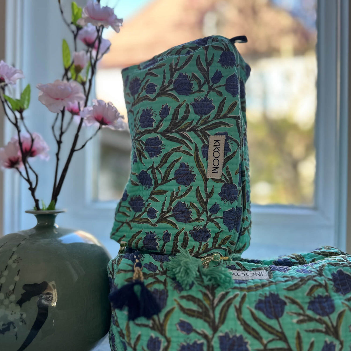 "Blossom Beauty" Cosmetic Bag - Green